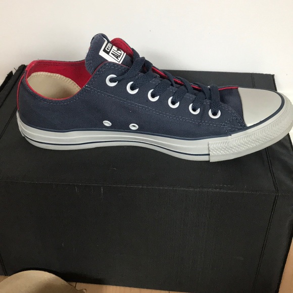 Limited Edition Converse Chuck Taylor All Star - Picture 7 of 8